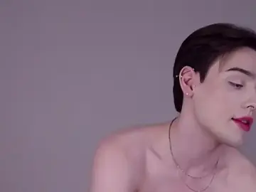 Stripchat Live Sex Cam of RobbyCharming
