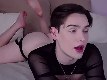 Stripchat Best live sex cam show of RobbyCharming