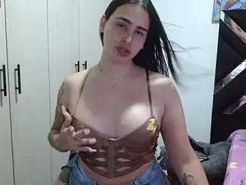 Stripchat Best live sex cam show of SarithaBunny