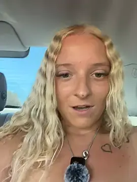 Stripchat Watch Live Sex Cams of Sophie_cute06