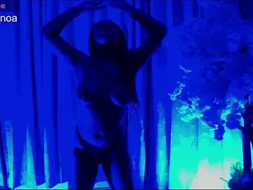 Stripchat Best live sex cam show of Elith_noa