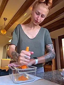 Stripchat Live Sex of kylie_blck