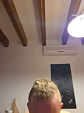 Stripchat Free Live Porn of kylie_blck