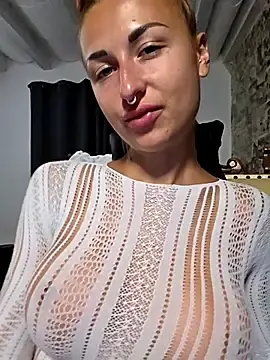 Stripchat Free Live Porn of kylie_blck