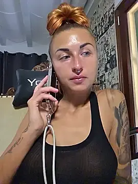 Stripchat Nude Webcam of kylie_blck