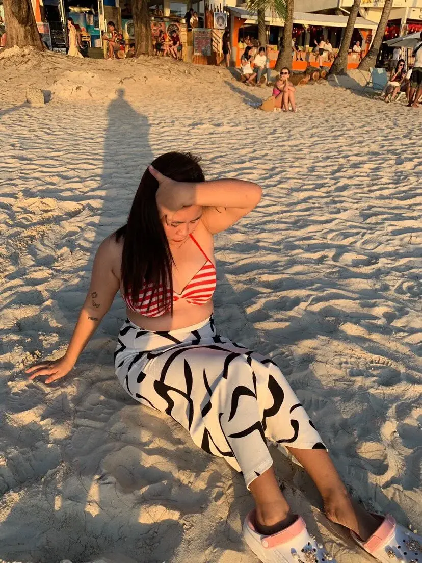 Hornyblaire18