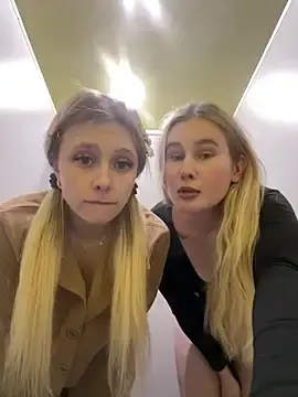 Stripchat Best live sex cam show of SiaLater