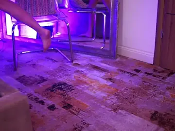 Stripchat Live Porn of Demisinn
