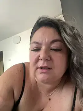 Stripchat Adult Video Chat of MikyVesela