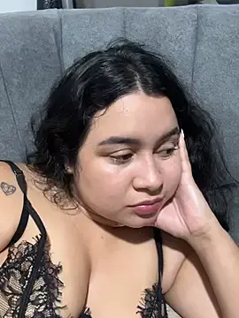 Stripchat Adult Webcams of Pretty_Isadora