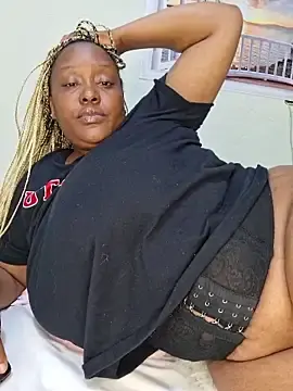 Stripchat Free Live Porn of Thasha8
