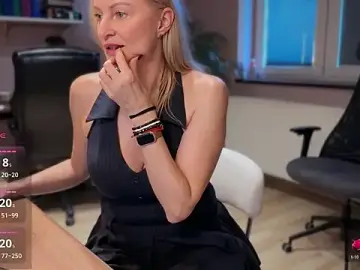 Stripchat Live Sex Cam of legsLONG