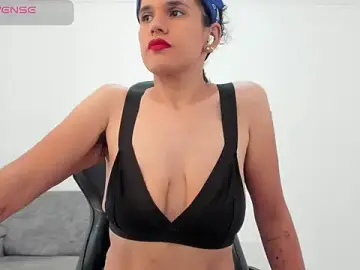 Stripchat Live Sex of natalia_curvy1