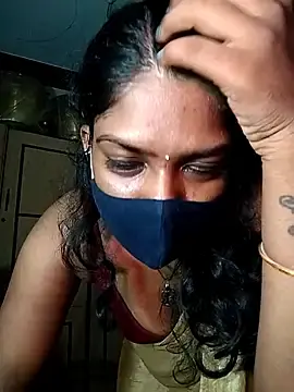Stripchat Adult Video Chat of Tamil_Kavitha