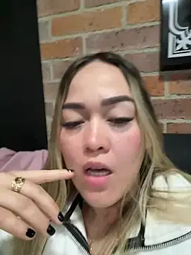 Stripchat Sex Cam of Danielavegax