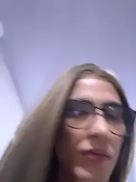 Stripchat Free Porn Cam of JESSI_NAOMI