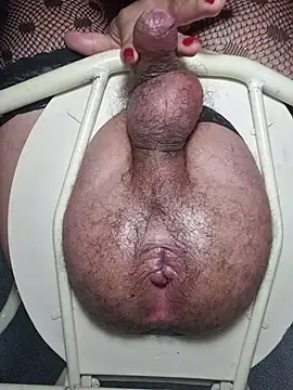 Stripchat Sex Cam of Big_SlutNasty