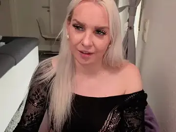 Stripchat Live Sex Cam of MIA-XXX