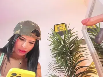 Stripchat Watch Live Sex Cams of emaa_lambert