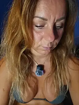 Stripchat Best Webcam of AngelaDesires