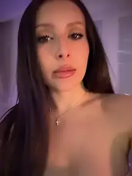 Stripchat Adult Webcam of MiaaMoreno