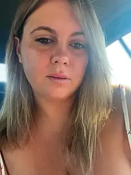 Stripchat Live Porn of Samantha_official