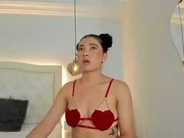 Stripchat Adult Webcam of emilly_duque