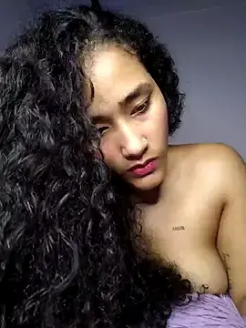 Stripchat Free Porn Cam of jaderossxx
