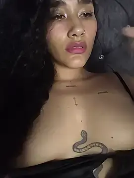 Stripchat Live Sex Cam of jaderossxx