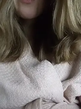 Stripchat Best live sex cam show of KattyLuuu