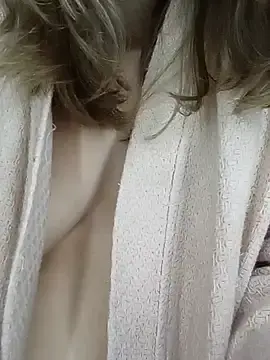 Stripchat Live Porn of KattyLuuu