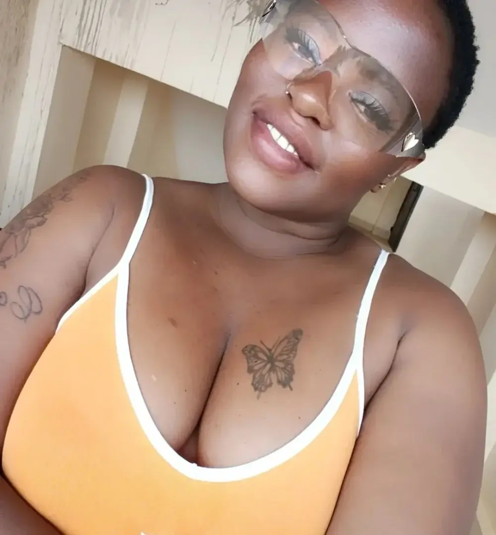 Ebony_hotie