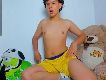 Stripchat Sex Cam of Zayn_Ross