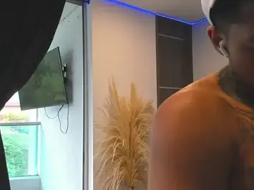 Stripchat Free Live Porn of Dominiofit