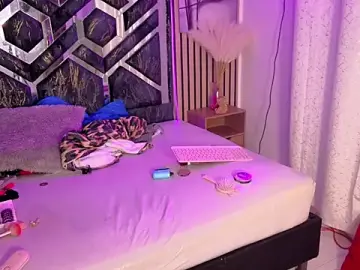 Stripchat Sex Cam of Chloe_Abby