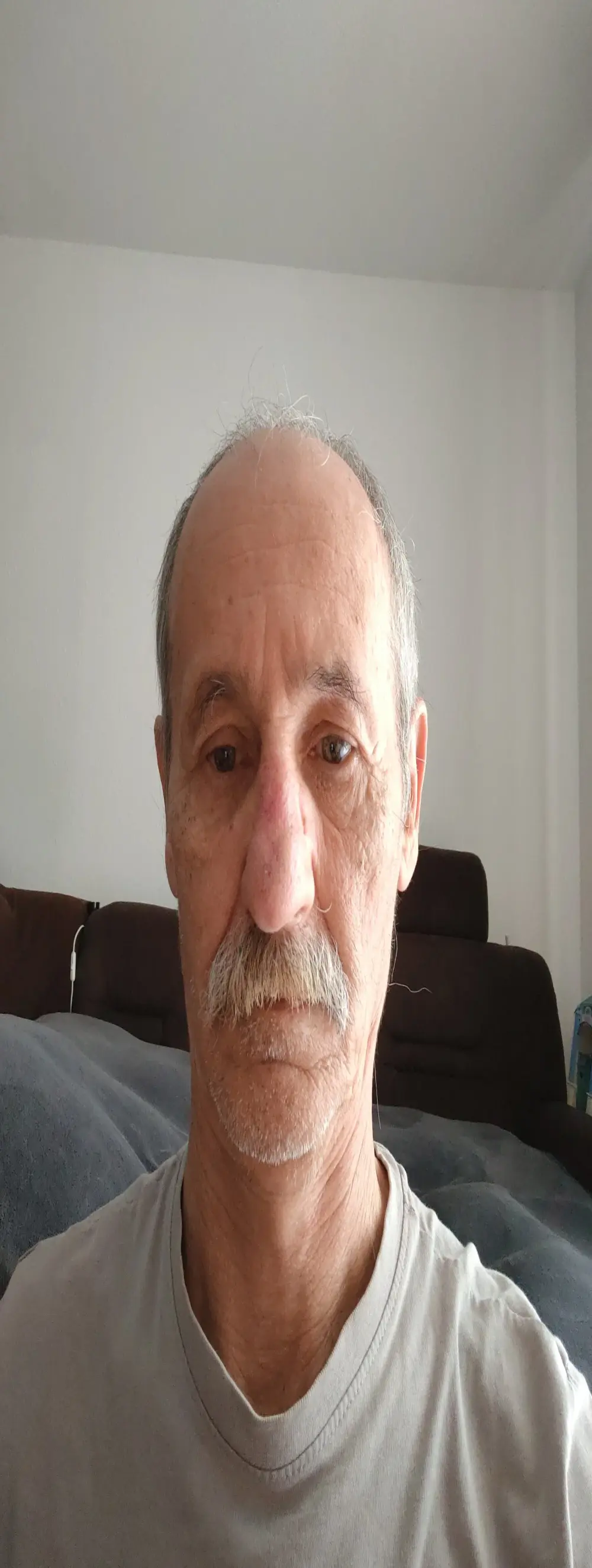 oleg049