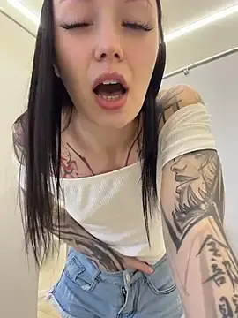 Stripchat Live Sex Cam of EliteBitch