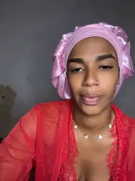 Stripchat Best Webcam of FlorSalvaje_