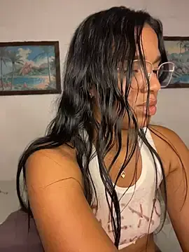 Stripchat Best Webcam of FlorSalvaje_