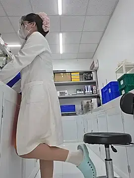 Stripchat Free Porn Cam of HinaLovely