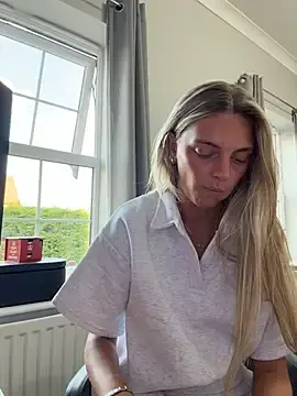 Stripchat Free Porn Cam of IndiaHughesUkx
