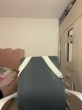 Stripchat Watch Live Sex Cams of Emmily_19