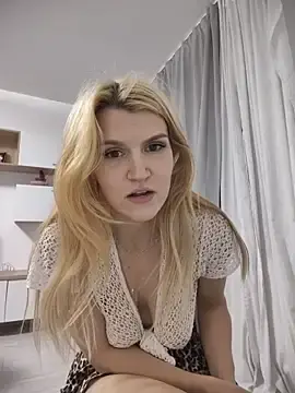 Stripchat Adult Webcams of HotBlondie69