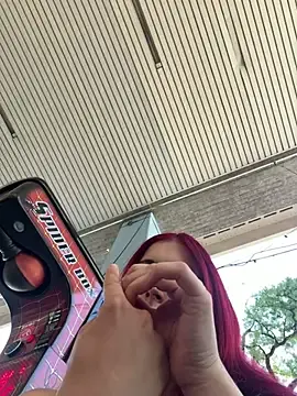 Stripchat Sex Cam of sexymelli18