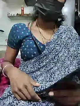 Stripchat Nude Webcam of sujjisexyy