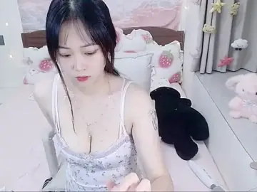 Stripchat Live Sex Cam of ChloeQing