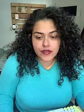 Stripchat Nude Webcam of Curvydesifromgermany