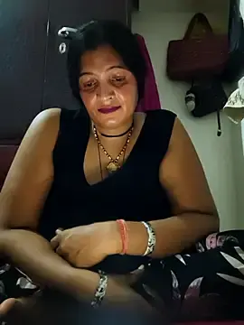 Stripchat Live Sex Cam of Mohni_love