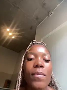 Stripchat Sex Cam of prettydollyy