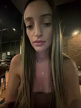 Stripchat Adult Webcam of BelleLouiseVp